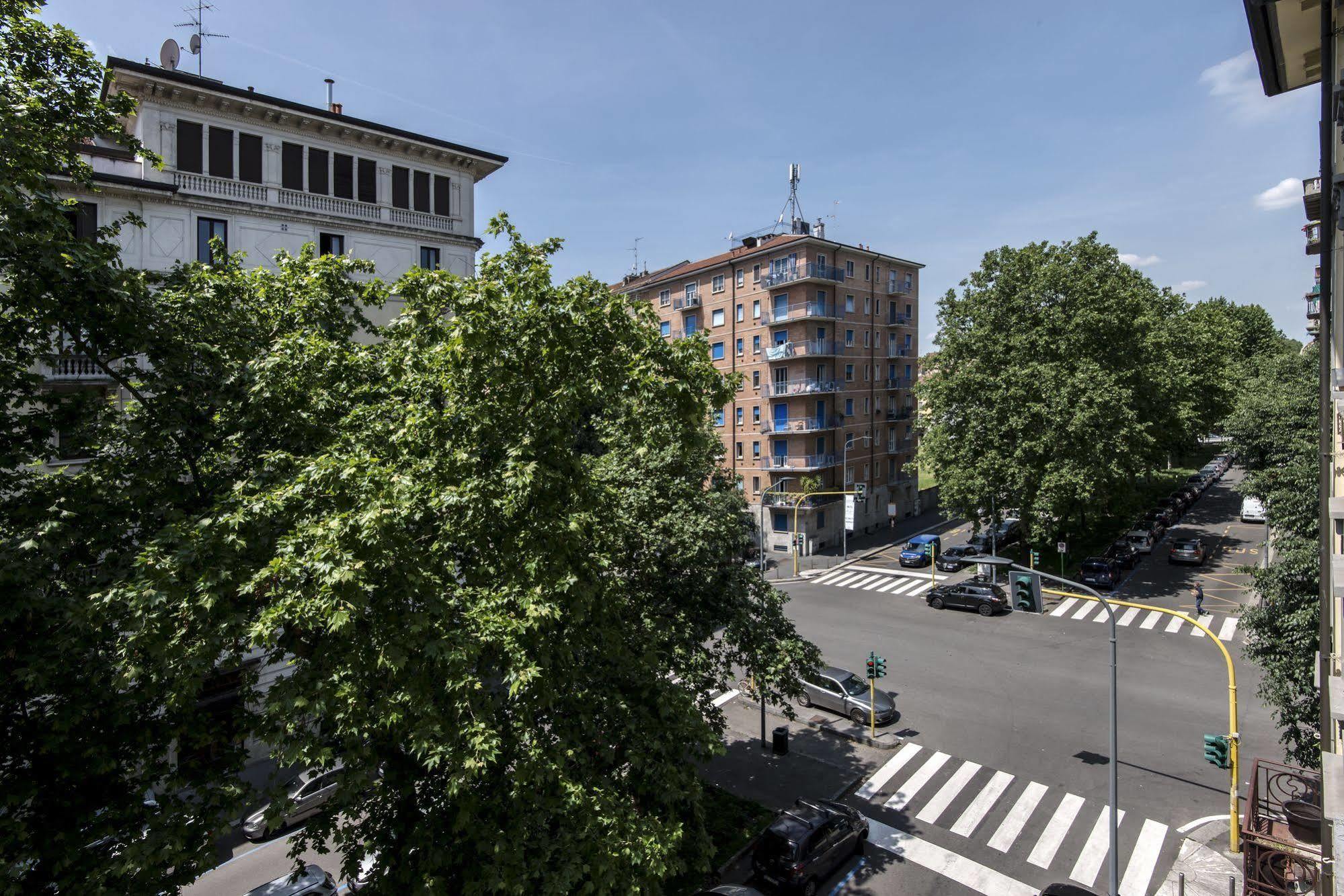 Fiera Milano Apartments Cenisio Milão Exterior foto